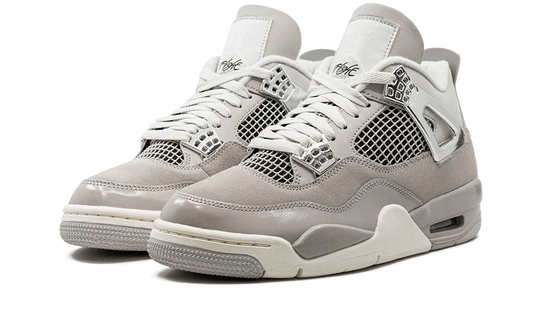 AJ 4 Retro Frozen Moments